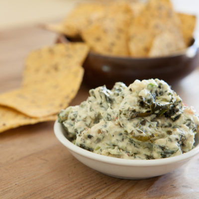 Creamy (Vegan) Spinach & Artichoke Dip